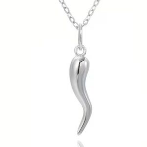 Elegant Sterling Silver Italian horn Pendant Necklace nwt 18” unisex